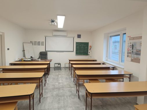 baranyautosiskola_elm_terem